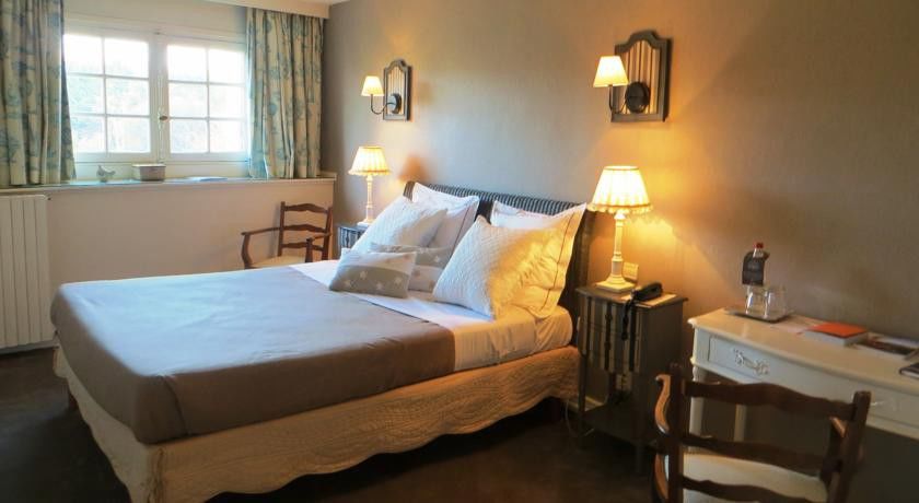 Hotel-Restaurant Ricordeau Loué Eksteriør billede
