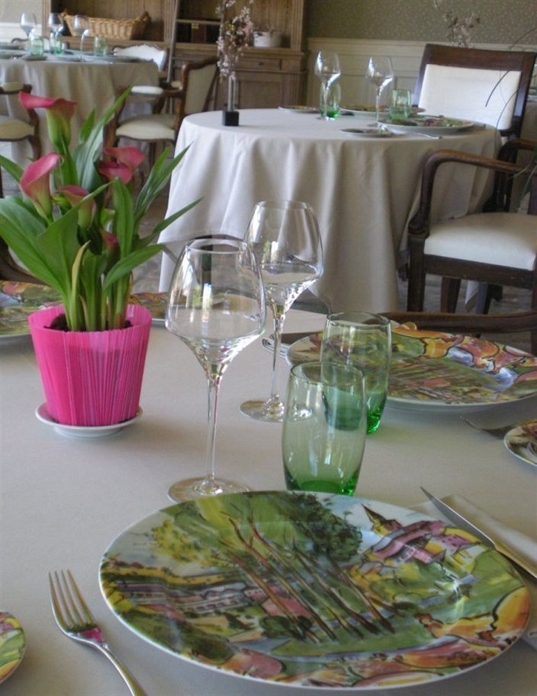 Hotel-Restaurant Ricordeau Loué Eksteriør billede
